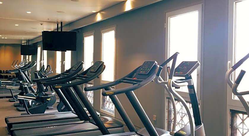 Hyatt Place Dubai Wasl District