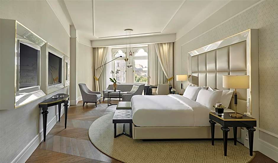 Parisi Udvar Hotel Budapest, part of Hyatt