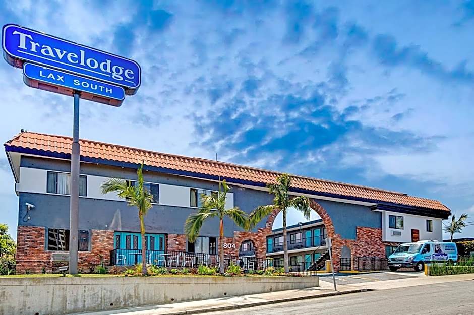 Travelodge by Wyndham LAX South