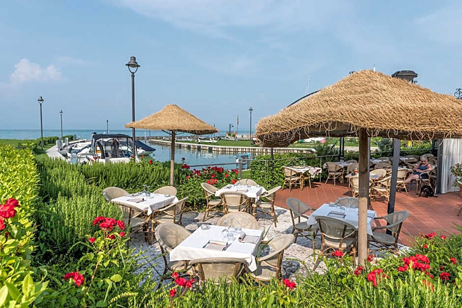 Yachting Hotel Mistral