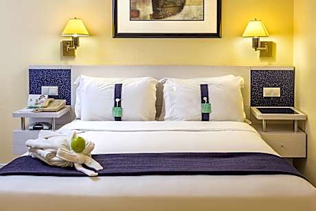 1 Double Bed Standard City View