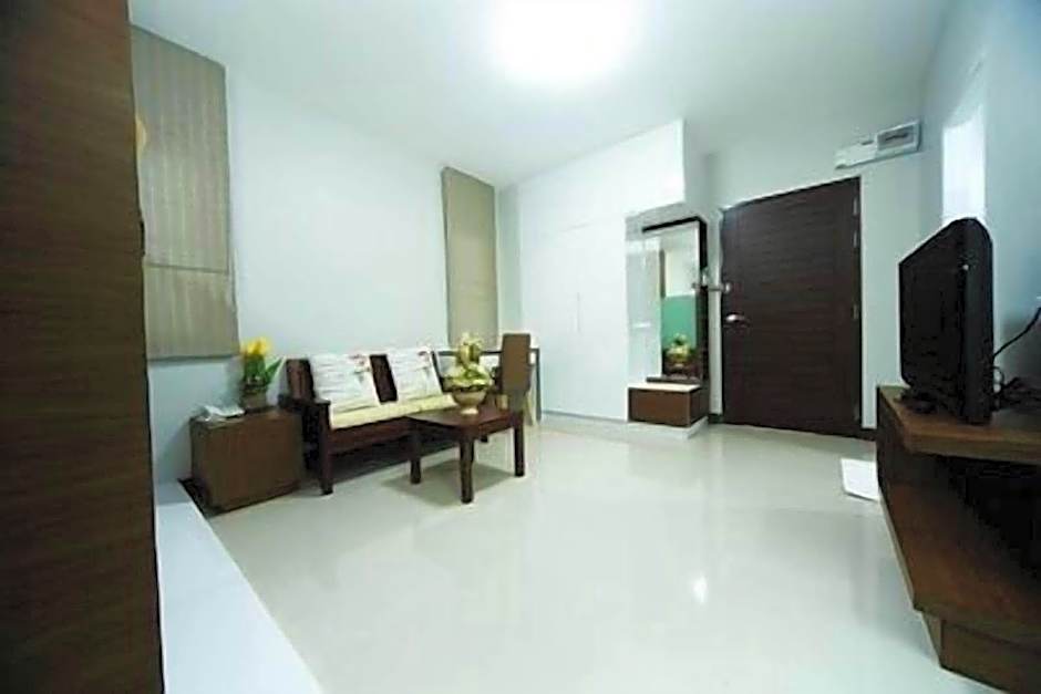 Central Place Serviced Apartment