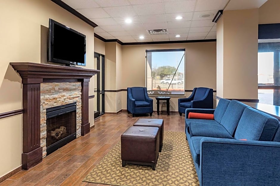 Comfort Suites Near Baylor University