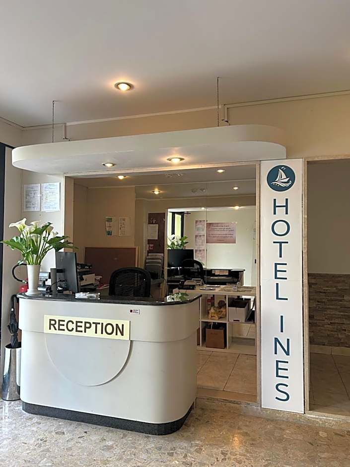 Hotel Ines