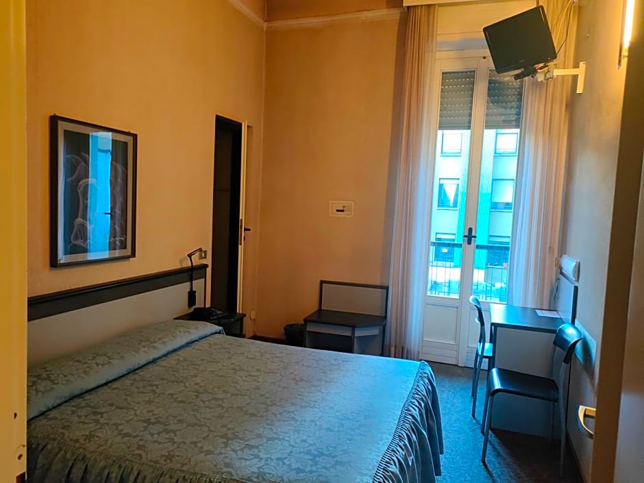 Hotel Ada