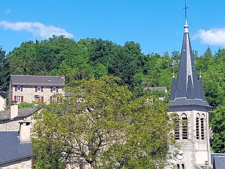 Maison d'Hôtes "La Pierre Pointue"