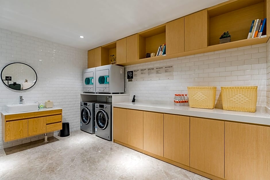 Atour Hotel (Lanzhou Xiguan Zhengning Rd)