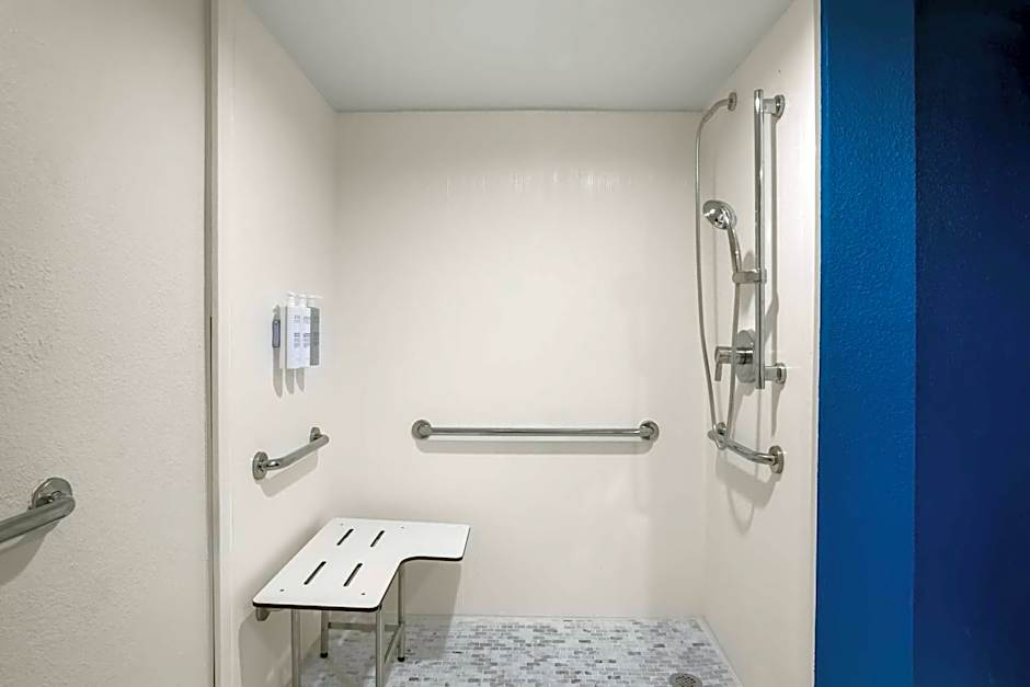 Spark by Hilton Richardson Dallas