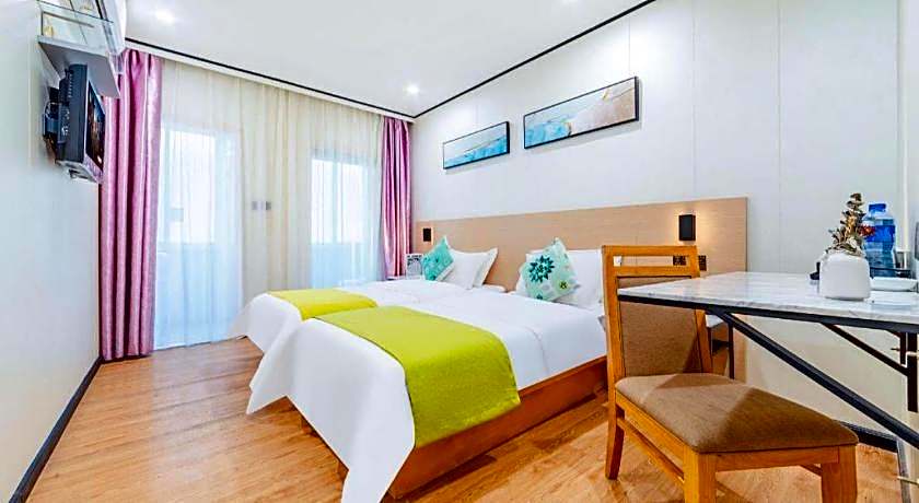 Xinghe Xinfeng Hotel Railway Station & Bus Station Branch