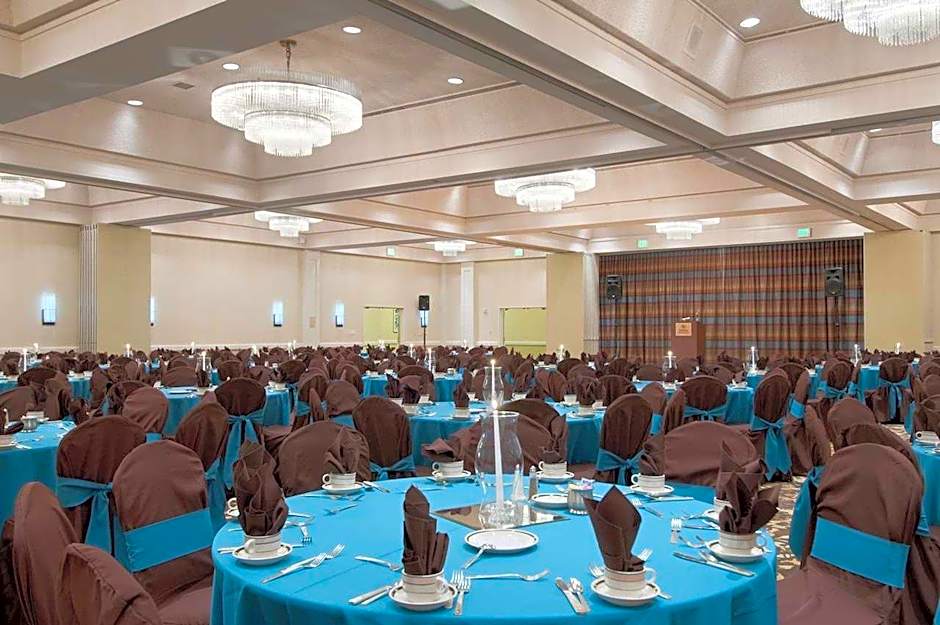 Hilton Oakland Airport