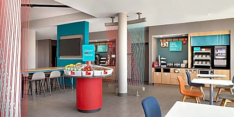 avid hotels - Detroit - Warren By IHG