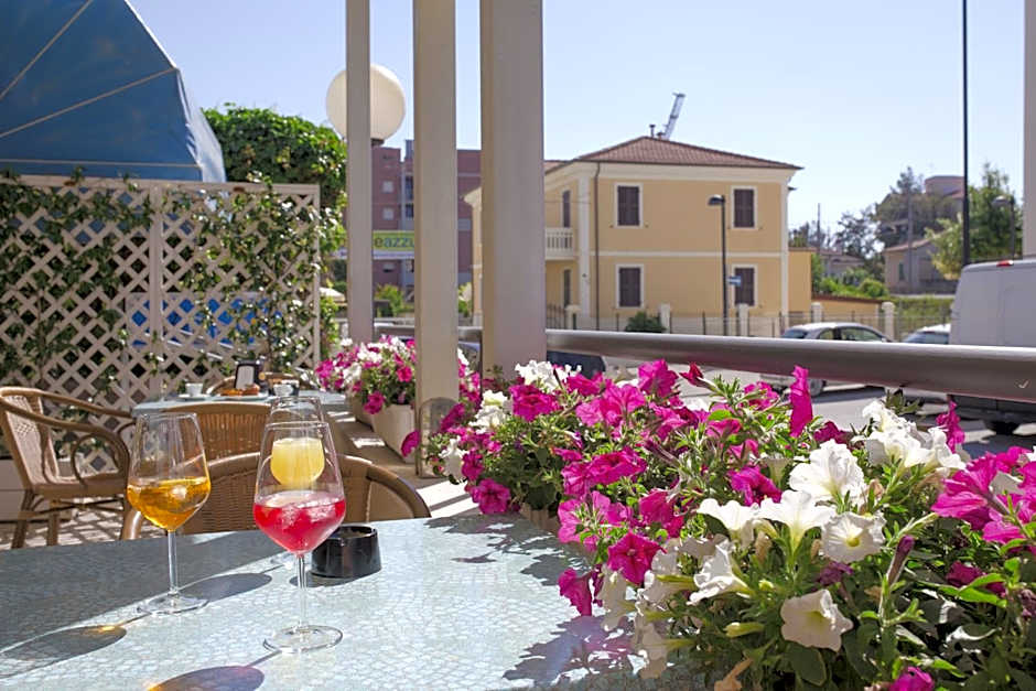 Hotel Paradiso