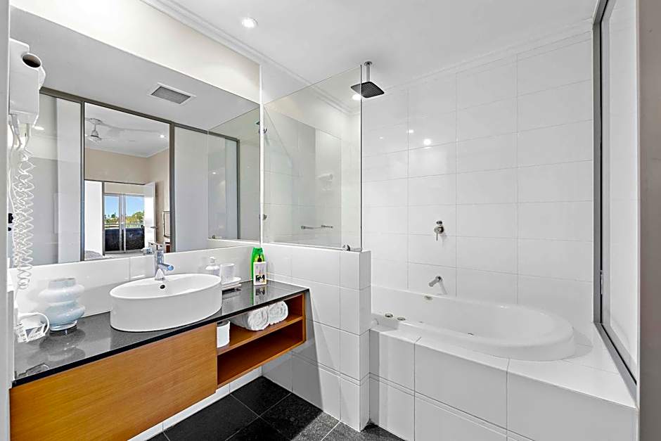 Mandurah Resort by the Beach