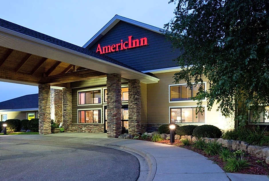 AmericInn by Wyndham Shakopee Near Canterbury Park