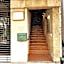 La Villa Avenue