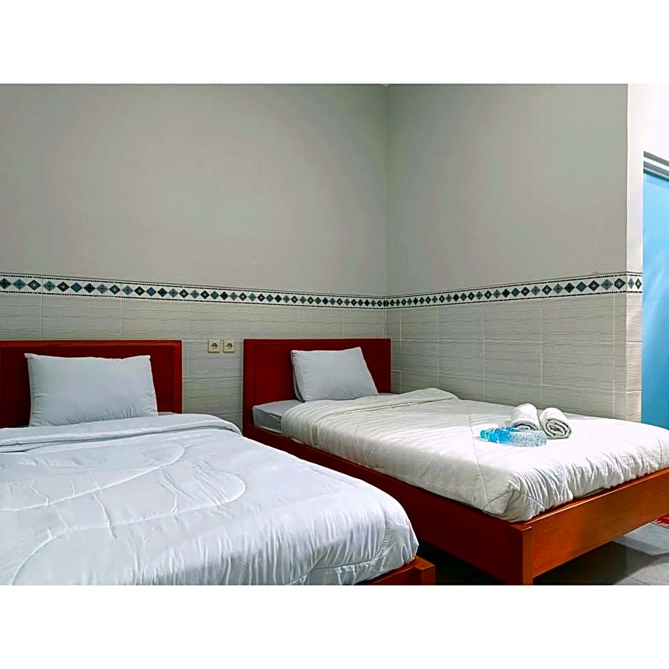 Wisma Mekar Jaya near Solo Safari Mitra RedDoorz