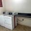 Red Roof Inn & Suites Hinesville