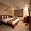 Metro Plaza Hotel by RAK Rooms