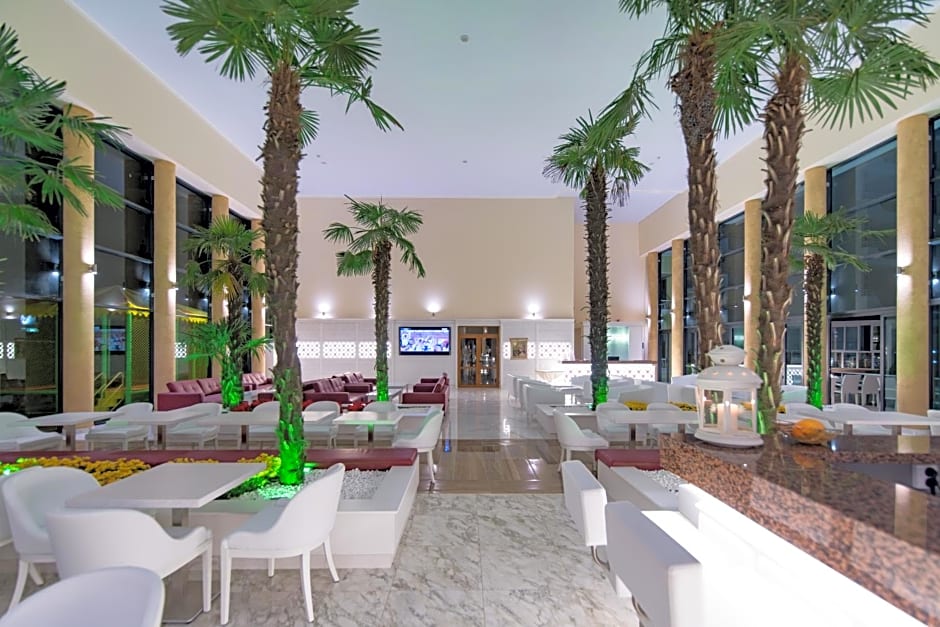Hotel Perla Beach Luxury - All Inclusive & Free Beach Access