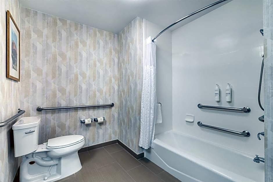 Hampton Inn & Suites Dallas/Plano-East