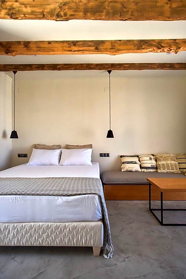 Mira Living Concept Suites Adults Only