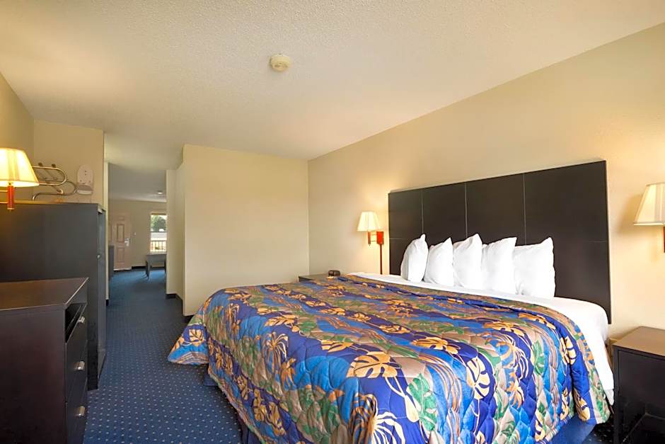 Days Inn by Wyndham Alma