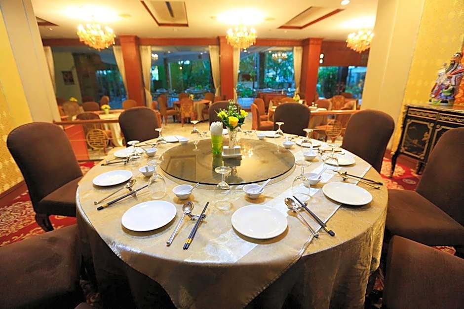 Kosa Hotel & Wellness Center