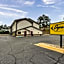Super 8 by Wyndham Warner Robins