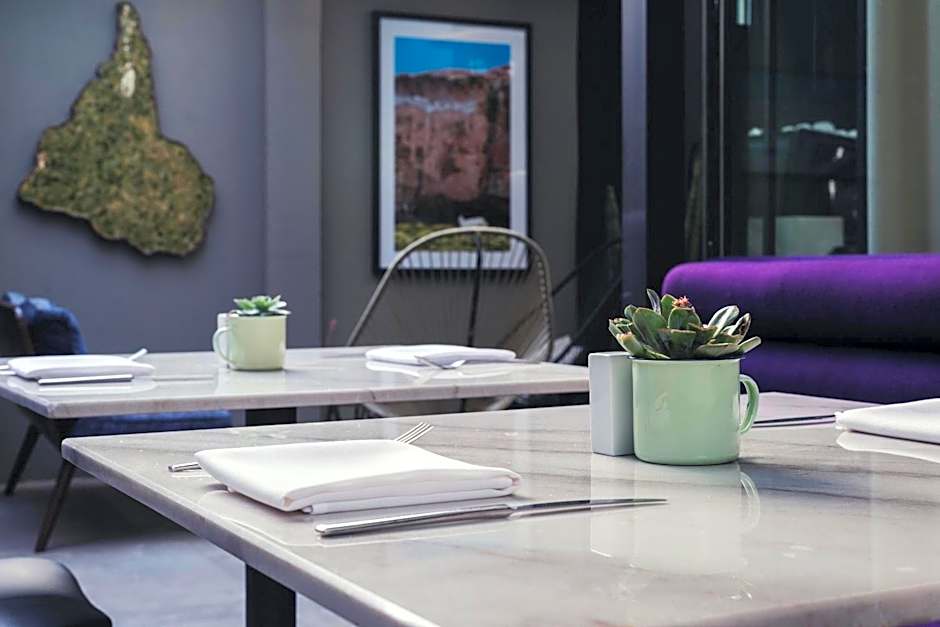 Atix Hotel, a Member of Design Hotels