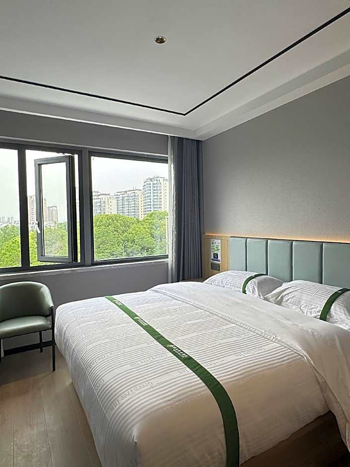GreenTree Alliance SuZhou Industrial Park DLHET LianFeng Plaza Hotel