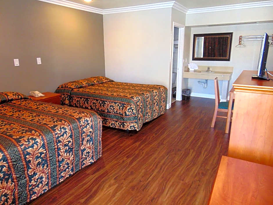 West Coast Inn Santa Ana