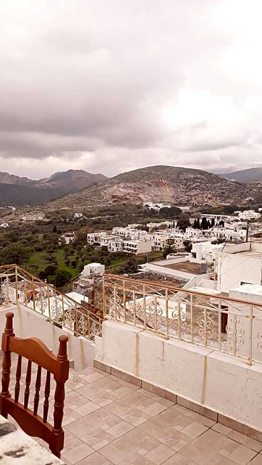 ROSABELLA HOME ( FILOTI VILLAGE )