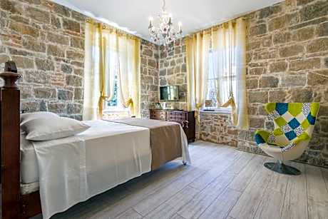 Deluxe Double Room with City View