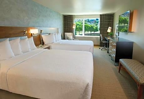 Queen Room with Two Queen Beds and Bay View