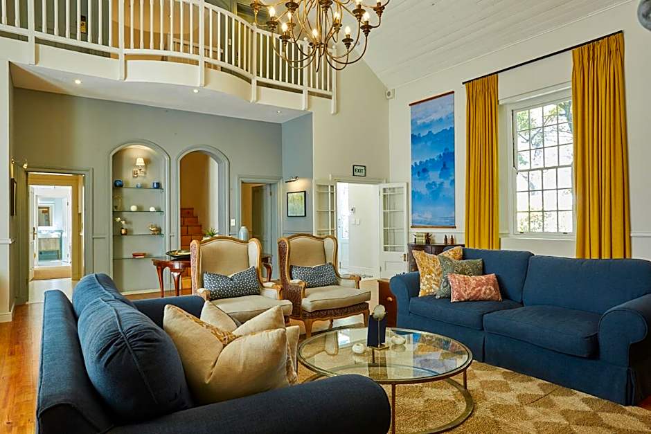 Chapter House Boutique Hotel