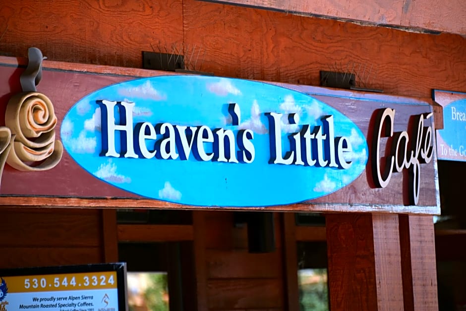 Heavenly Village Condos - Grand Residence