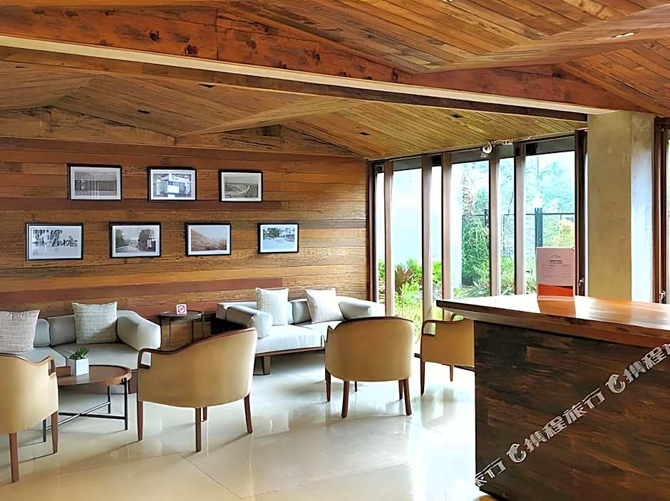 Grand Metro Hotel Puncak