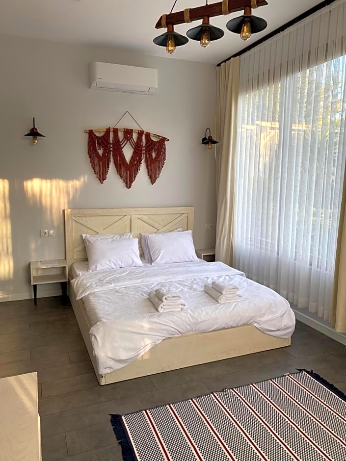 Moya Urla Butik Otel