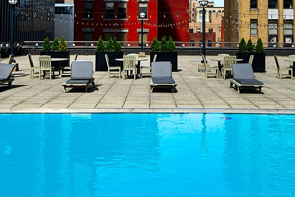 Renaissance by Marriott Columbus Downtown Hotel