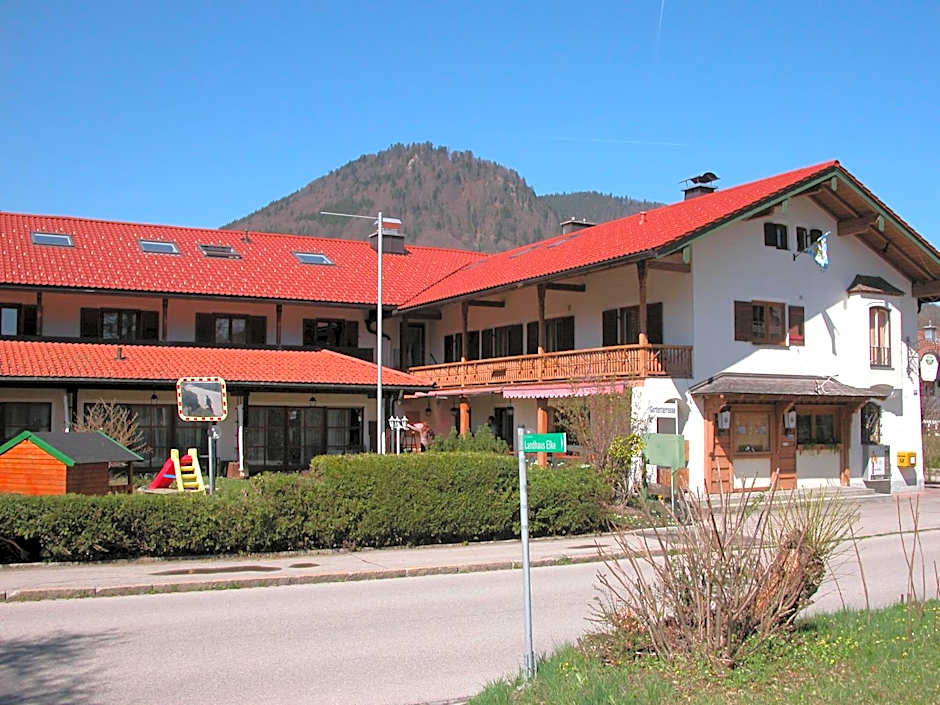 Hotel-Restaurant Zum Hirschhaus Inklusive Chiemgau Karte