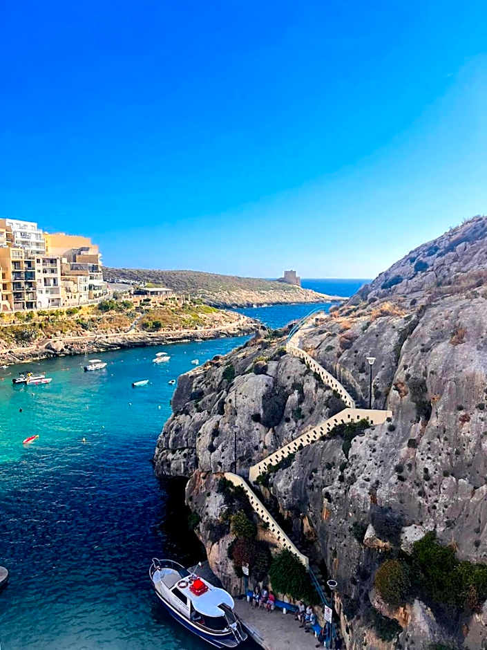 Blu Waters Boutique Hotel