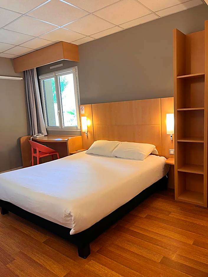 ibis Vitre Centre
