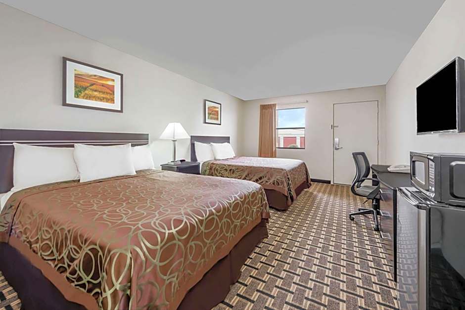 Knights Inn Slaton