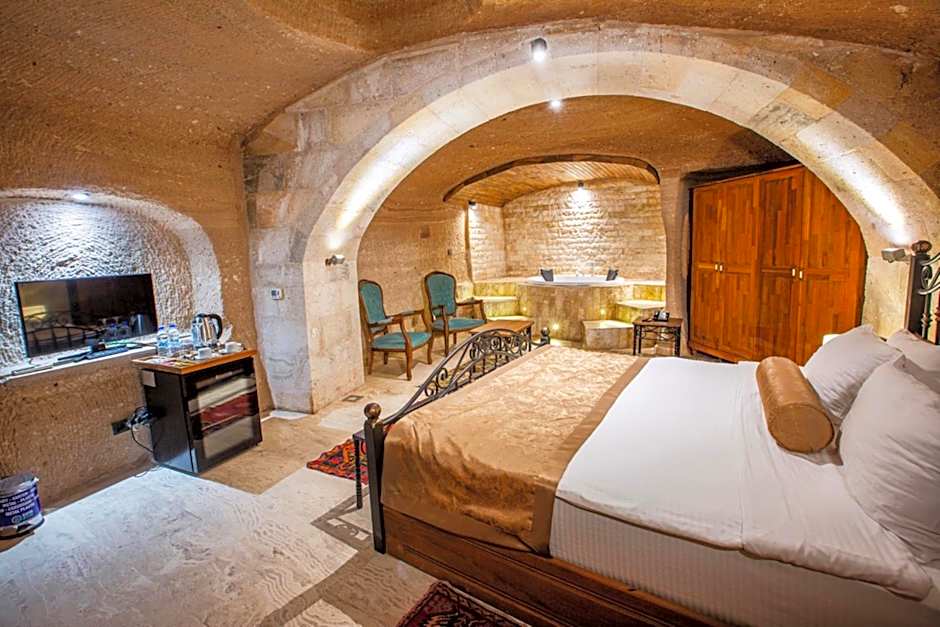 Caldera Cave Hotel
