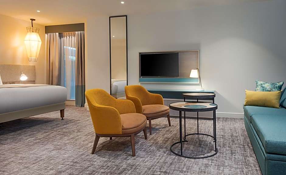 STAYBRIDGE SUITES LONDON-HEATHROW BATH ROAD By IHG