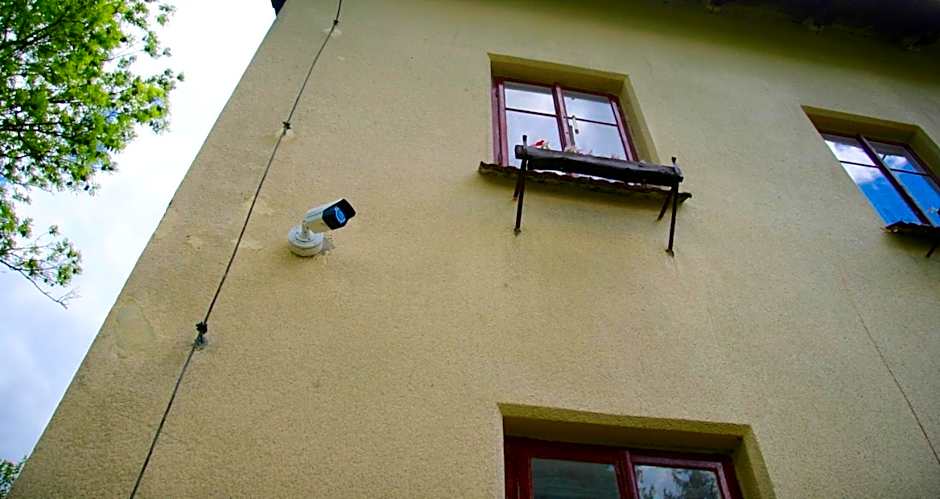 Villa Sunshine / Slunečna Vila