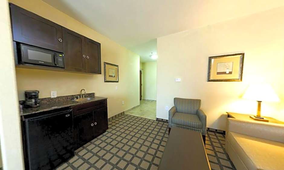 HOLIDAY INN EXPRESS HOTEL & SUITES ATLANTA SOUTHWEST-FAIRBURN By IHG