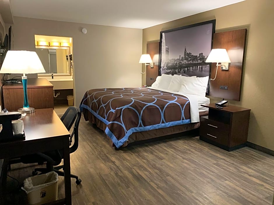 Super 8 by Wyndham Cookeville, TN