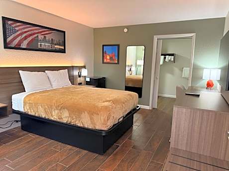 Queen Room - Disability Access - Non-Smoking