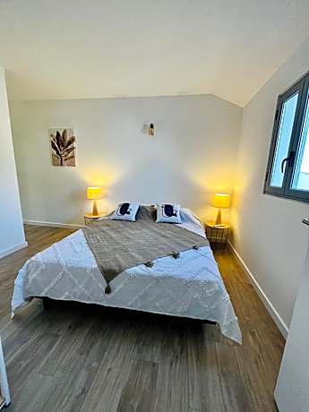 One-Bedroom Apartment with Balcony and Sea View